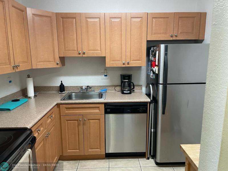  Condo & Townhome Photos