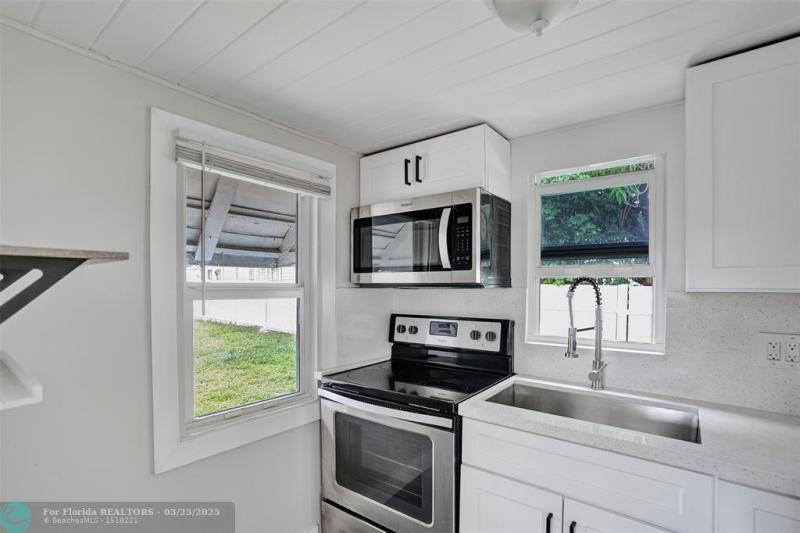 Duplex, Triplex and Fourplex Images