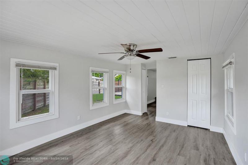 Duplex, Triplex and Fourplex Images