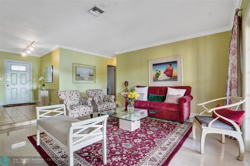  Single Family Homes Photo 11: 915 NW 133rd Ave  Sunrise,  FL 33325