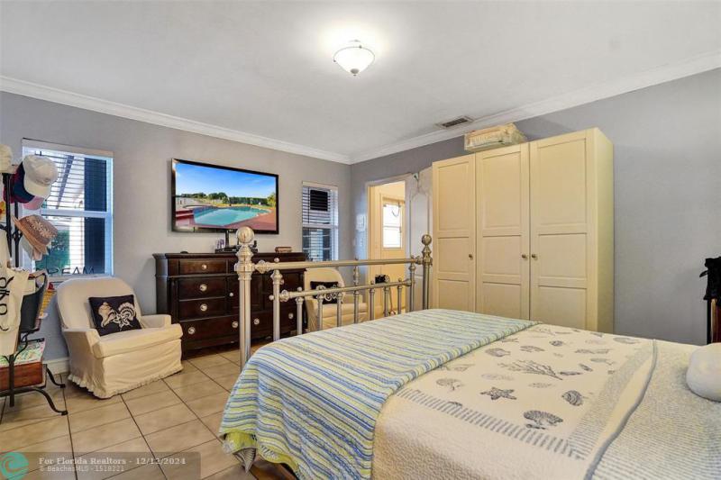  Single Family Homes Photo 32: 915 NW 133rd Ave  Sunrise,  FL 33325