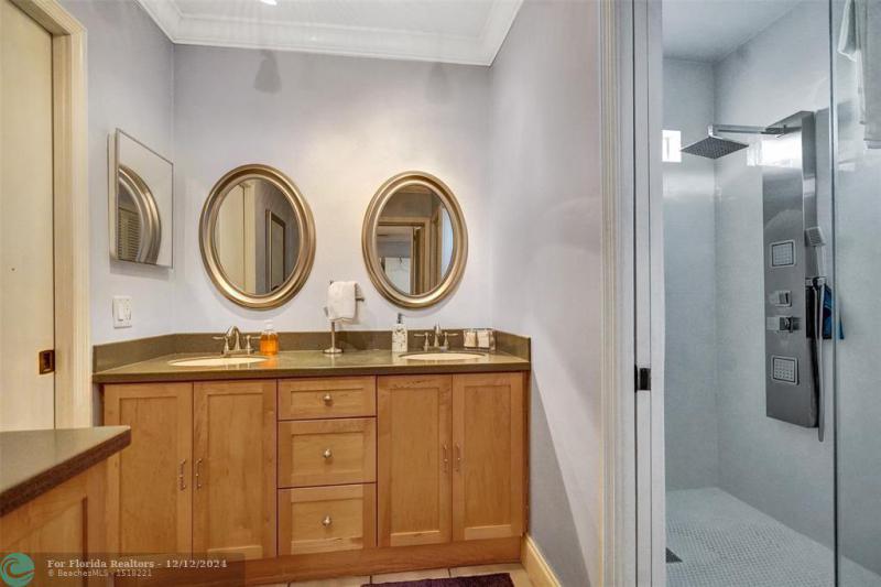  Single Family Homes Photo 36: 915 NW 133rd Ave  Sunrise,  FL 33325