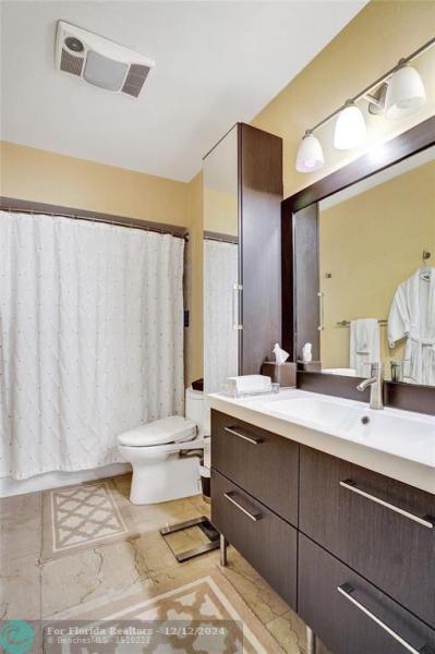  Single Family Homes Photo 41: 915 NW 133rd Ave  Sunrise,  FL 33325