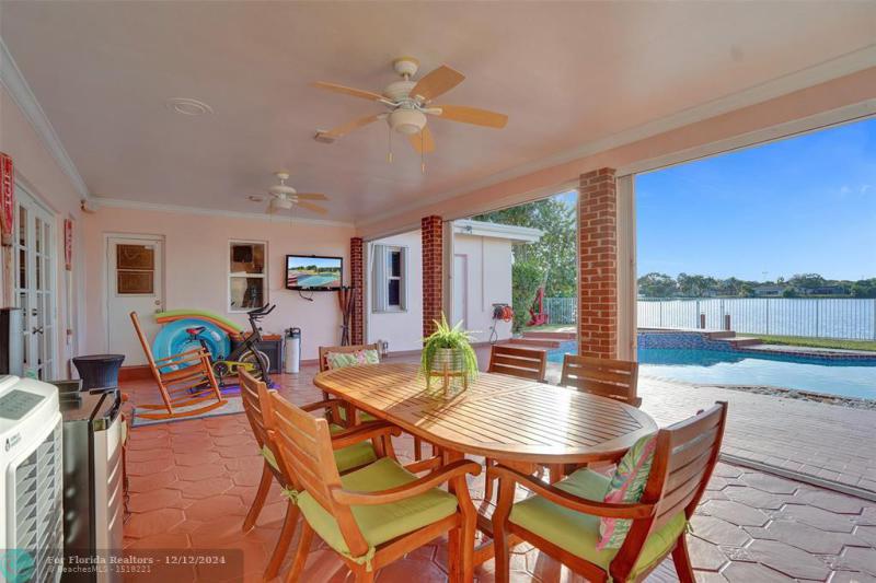  Single Family Homes Photo 43: 915 NW 133rd Ave  Sunrise,  FL 33325