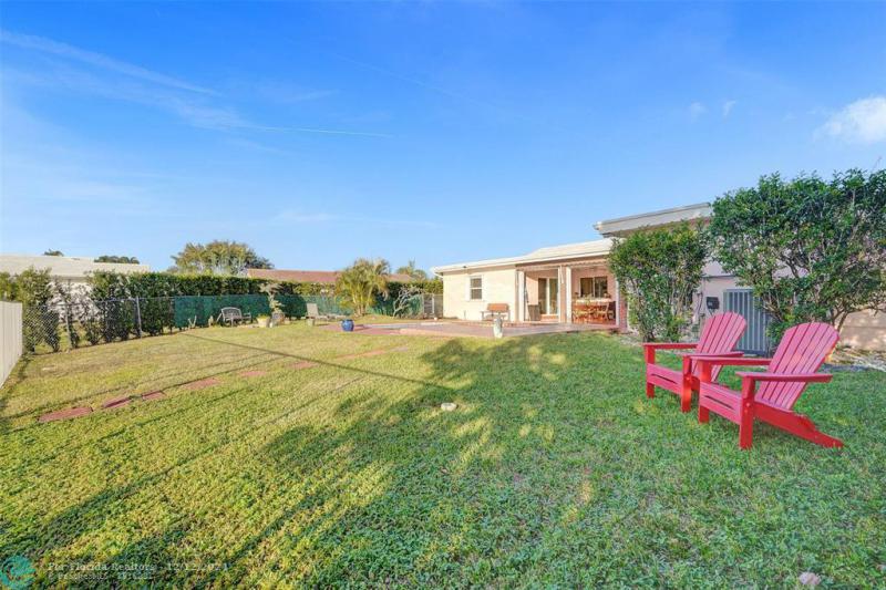  Single Family Homes Photo 53: 915 NW 133rd Ave  Sunrise,  FL 33325