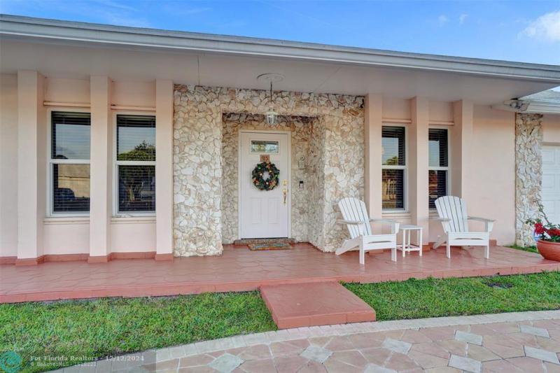  Single Family Homes Photo 6: 915 NW 133rd Ave  Sunrise,  FL 33325