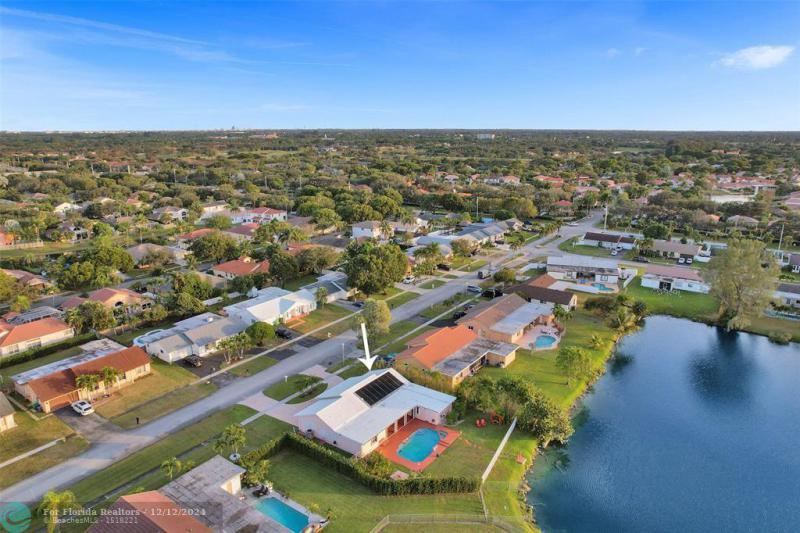  Single Family Homes Photo 71: 915 NW 133rd Ave  Sunrise,  FL 33325