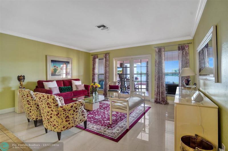  Single Family Homes Photo 8: 915 NW 133rd Ave  Sunrise,  FL 33325