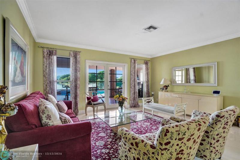  Single Family Homes Photo 9: 915 NW 133rd Ave  Sunrise,  FL 33325