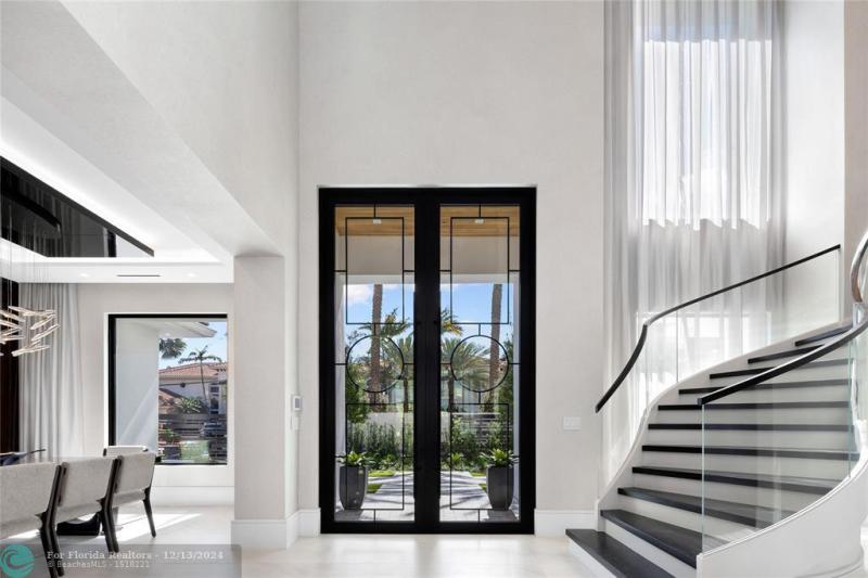  Single Family Homes Photo 10: 2519 Aqua Vista Blvd  Fort Lauderdale,  FL 33301