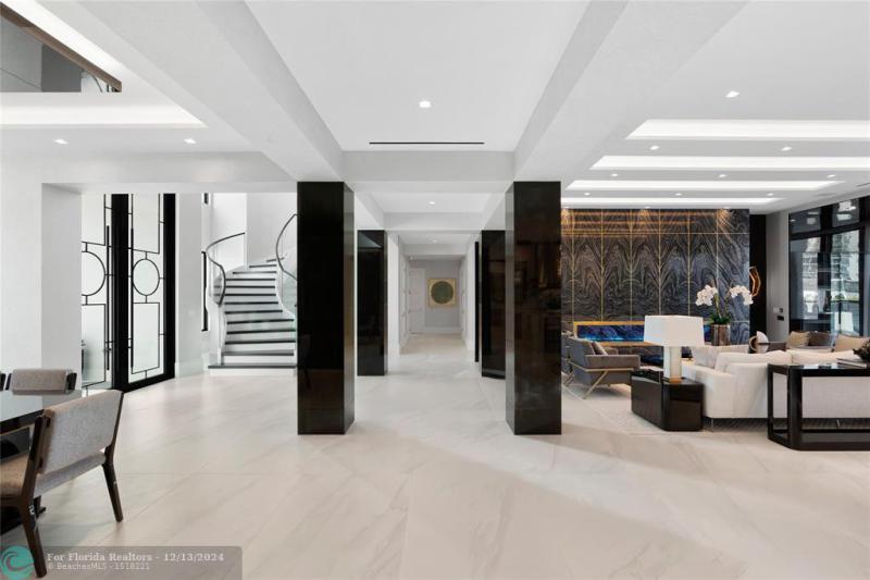  Single Family Homes Photo 16: 2519 Aqua Vista Blvd  Fort Lauderdale,  FL 33301