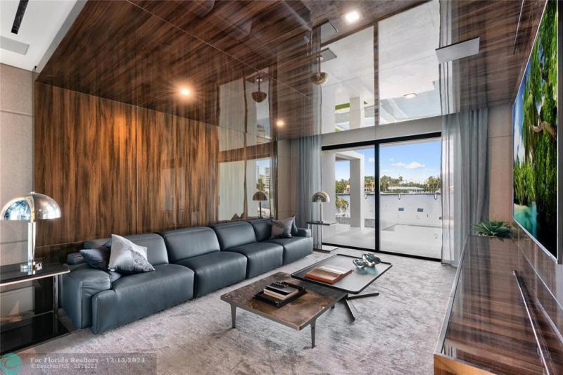  Single Family Homes Photo 32: 2519 Aqua Vista Blvd  Fort Lauderdale,  FL 33301