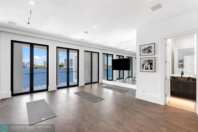  Single Family Homes Photo 51: 2519 Aqua Vista Blvd  Fort Lauderdale,  FL 33301