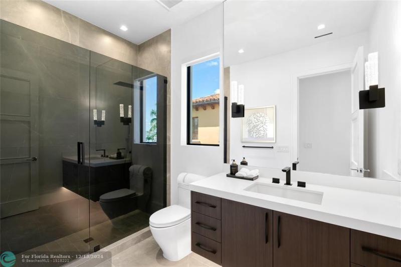  Single Family Homes Photo 62: 2519 Aqua Vista Blvd  Fort Lauderdale,  FL 33301