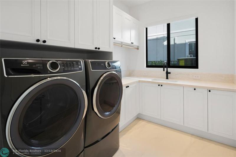  Single Family Homes Photo 66: 2519 Aqua Vista Blvd  Fort Lauderdale,  FL 33301
