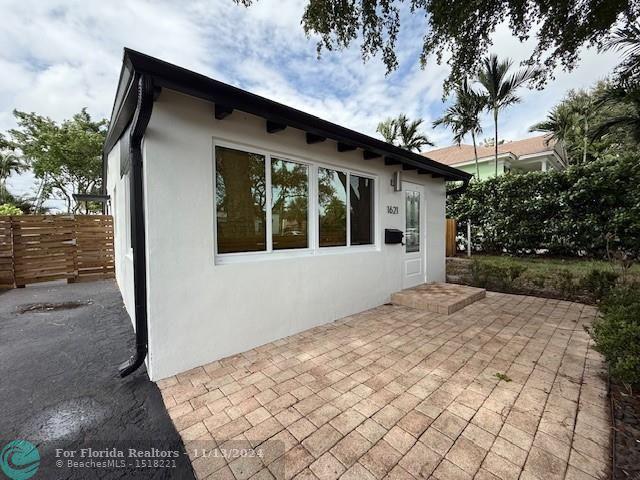 Duplex, Triplex and Fourplex Images