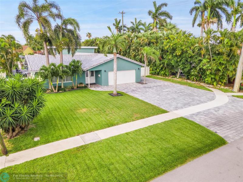  Single Family Homes Photo 2: 5880 SW 19th St  Plantation,  FL 33317