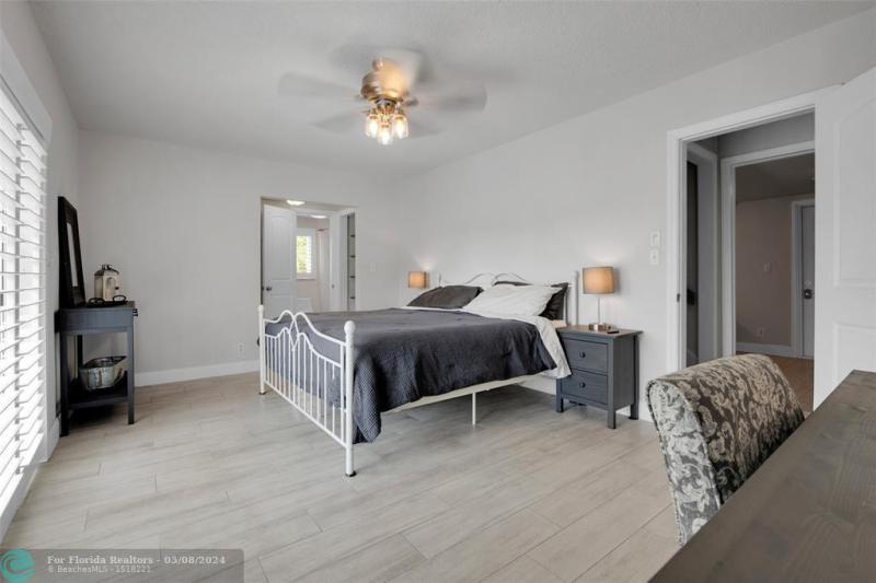  Single Family Homes Photo 29: 5880 SW 19th St  Plantation,  FL 33317