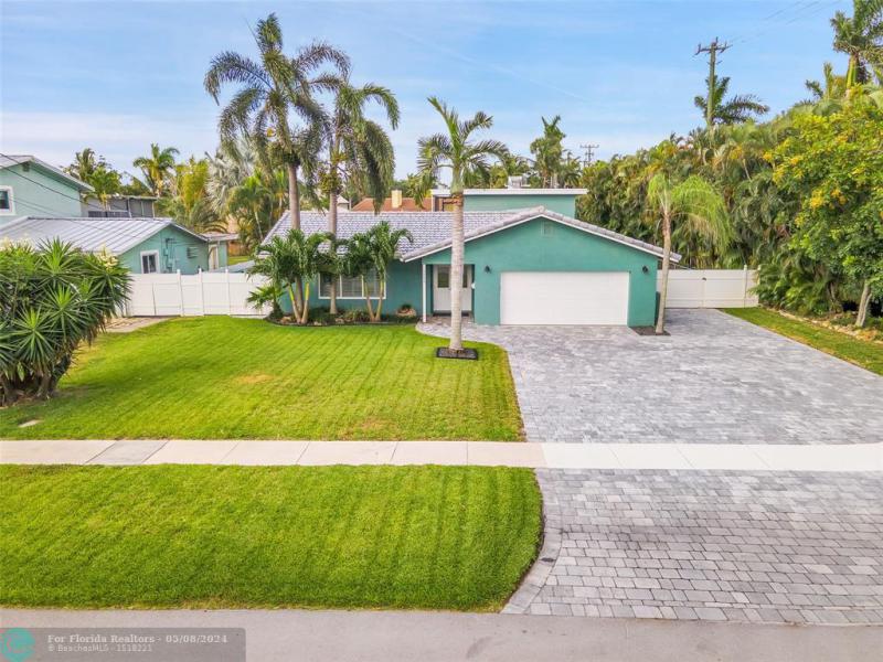  Single Family Homes Photo 3: 5880 SW 19th St  Plantation,  FL 33317