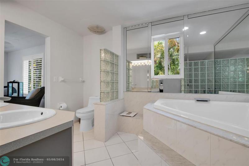  Single Family Homes Photo 43: 5880 SW 19th St  Plantation,  FL 33317