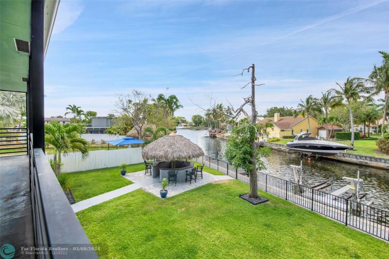  Single Family Homes Photo 6: 5880 SW 19th St  Plantation,  FL 33317