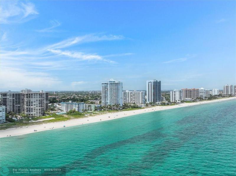  Condo & Townhome Photos