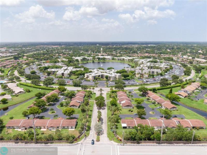  Condo & Townhome Photos