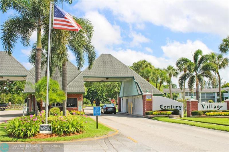  Condo & Townhome Photos
