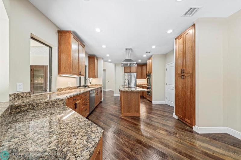  Single Family Homes Photo 17: 7210 Darby Ln  Parkland,  FL 33067