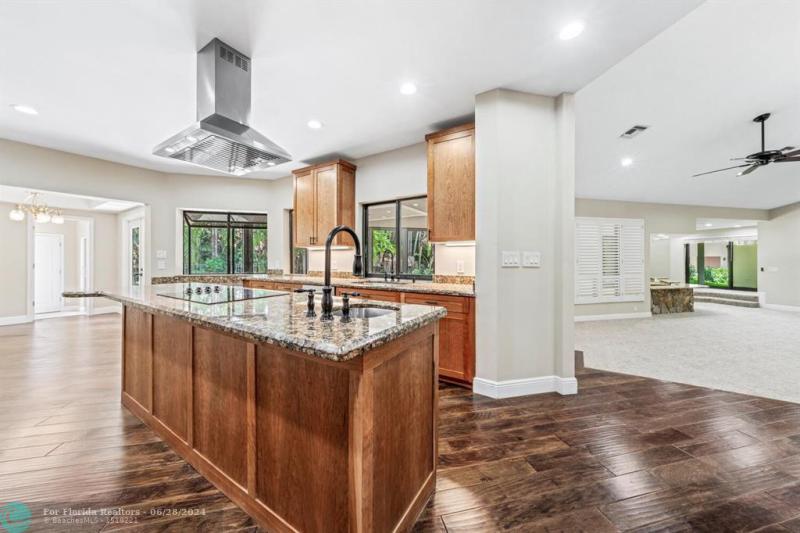  Single Family Homes Photo 18: 7210 Darby Ln  Parkland,  FL 33067