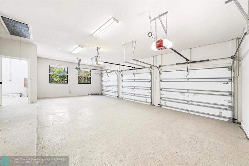  Single Family Homes Photo 21: 7210 Darby Ln  Parkland,  FL 33067