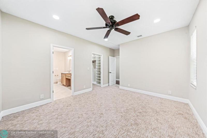  Single Family Homes Photo 32: 7210 Darby Ln  Parkland,  FL 33067