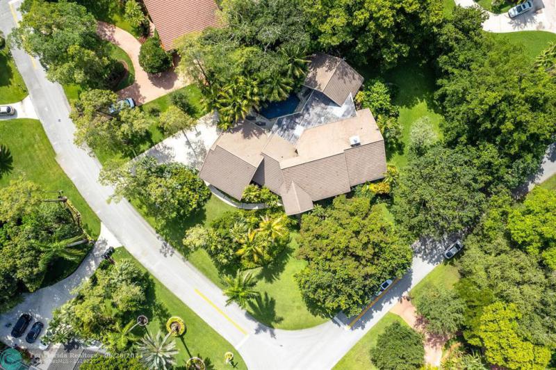  Single Family Homes Photo 45: 7210 Darby Ln  Parkland,  FL 33067