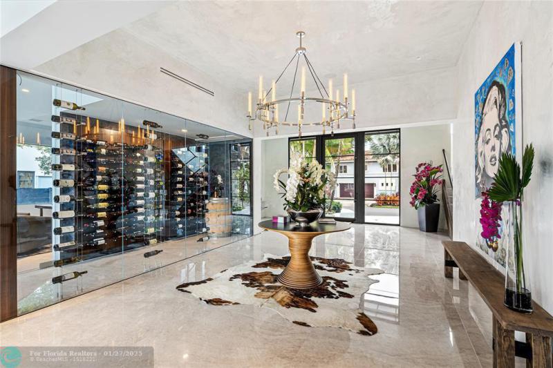  Single Family Homes Photo 11: 520 San Marco Dr  Fort Lauderdale,  FL 33301
