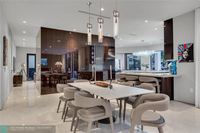  Single Family Homes Photo 15: 520 San Marco Dr  Fort Lauderdale,  FL 33301