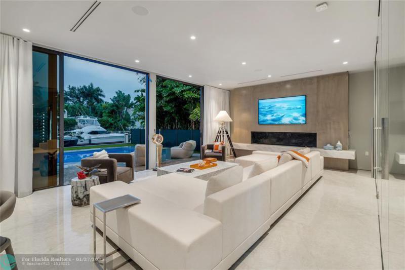  Single Family Homes Photo 18: 520 San Marco Dr  Fort Lauderdale,  FL 33301