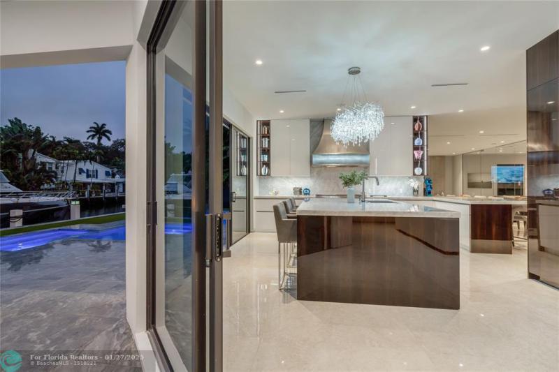 Single Family Homes Photo 26: 520 San Marco Dr  Fort Lauderdale,  FL 33301