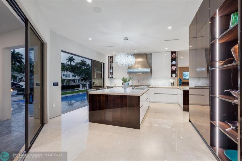  Single Family Homes Photo 27: 520 San Marco Dr  Fort Lauderdale,  FL 33301