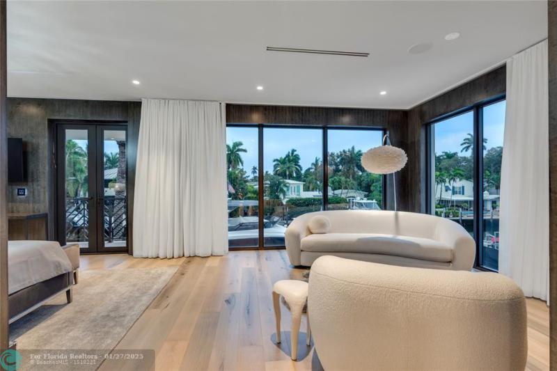 Single Family Homes Photo 39: 520 San Marco Dr  Fort Lauderdale,  FL 33301