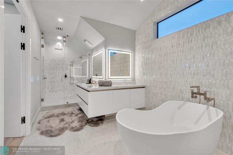  Single Family Homes Photo 41: 520 San Marco Dr  Fort Lauderdale,  FL 33301
