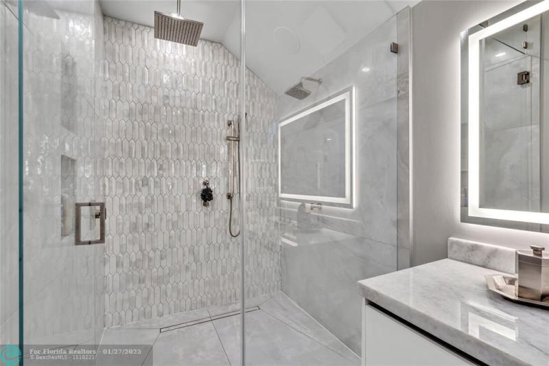  Single Family Homes Photo 42: 520 San Marco Dr  Fort Lauderdale,  FL 33301