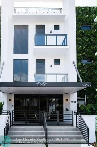  Condo & Townhome Photos