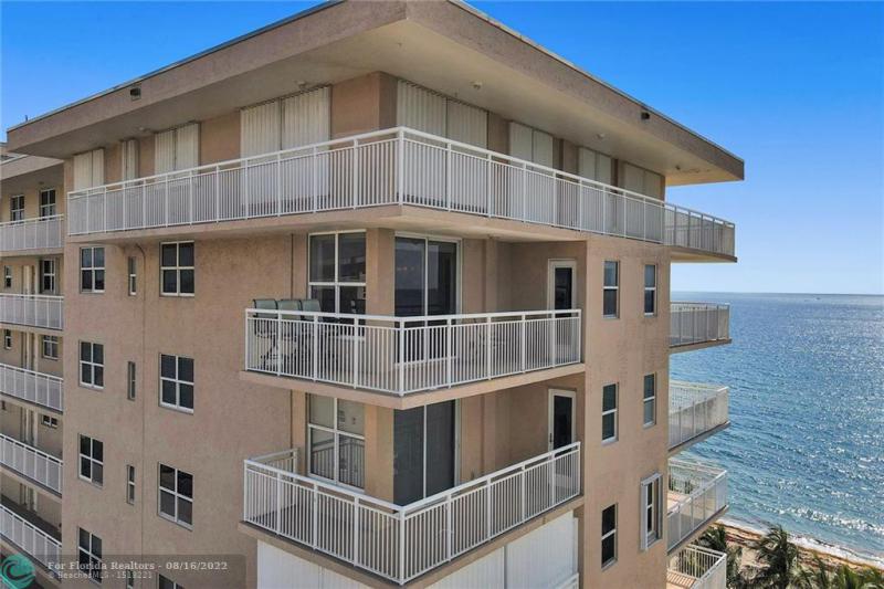  Condo & Townhome Photos