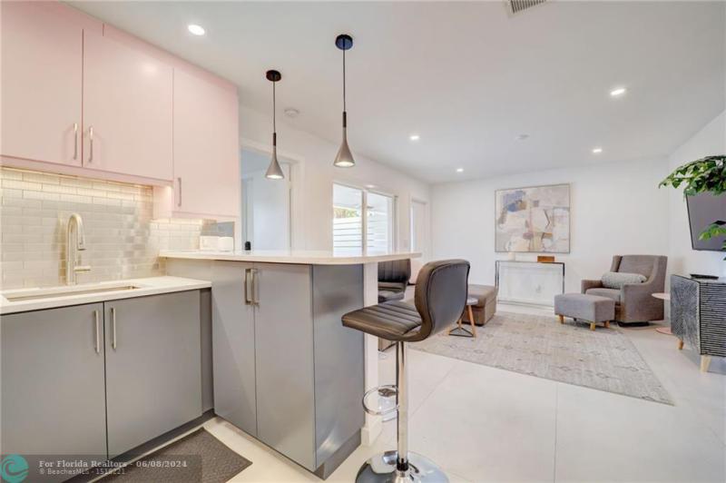 Duplex, Triplex and Fourplex Images