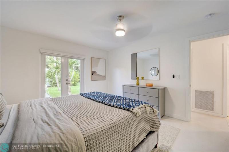 Duplex, Triplex and Fourplex Images