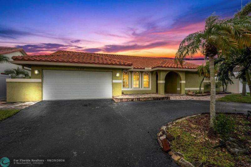  Single Family Homes Photo 2: 7660 NW 23 STREET  Margate,  FL 33063