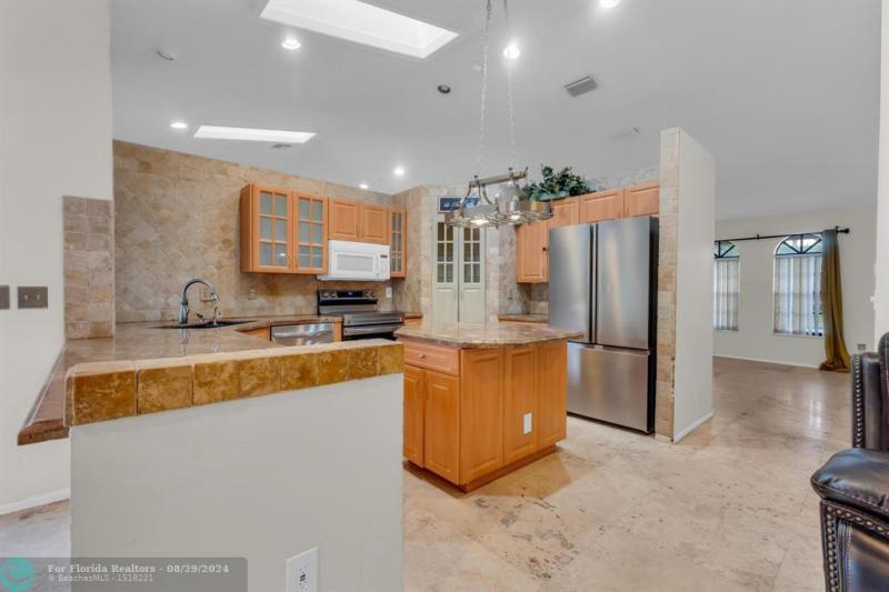  Single Family Homes Photo 26: 7660 NW 23 STREET  Margate,  FL 33063