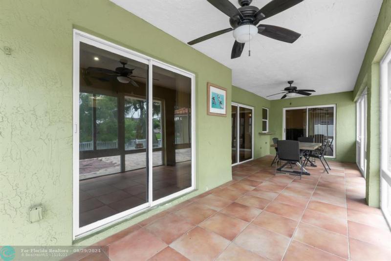  Single Family Homes Photo 34: 7660 NW 23 STREET  Margate,  FL 33063