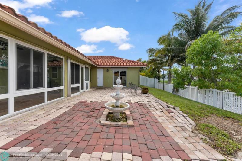  Single Family Homes Photo 37: 7660 NW 23 STREET  Margate,  FL 33063