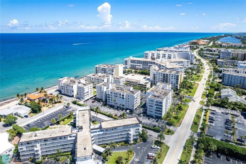 Condo & Townhome Photos